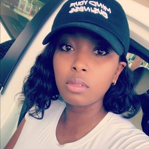 Meet your Posher, Kamilah